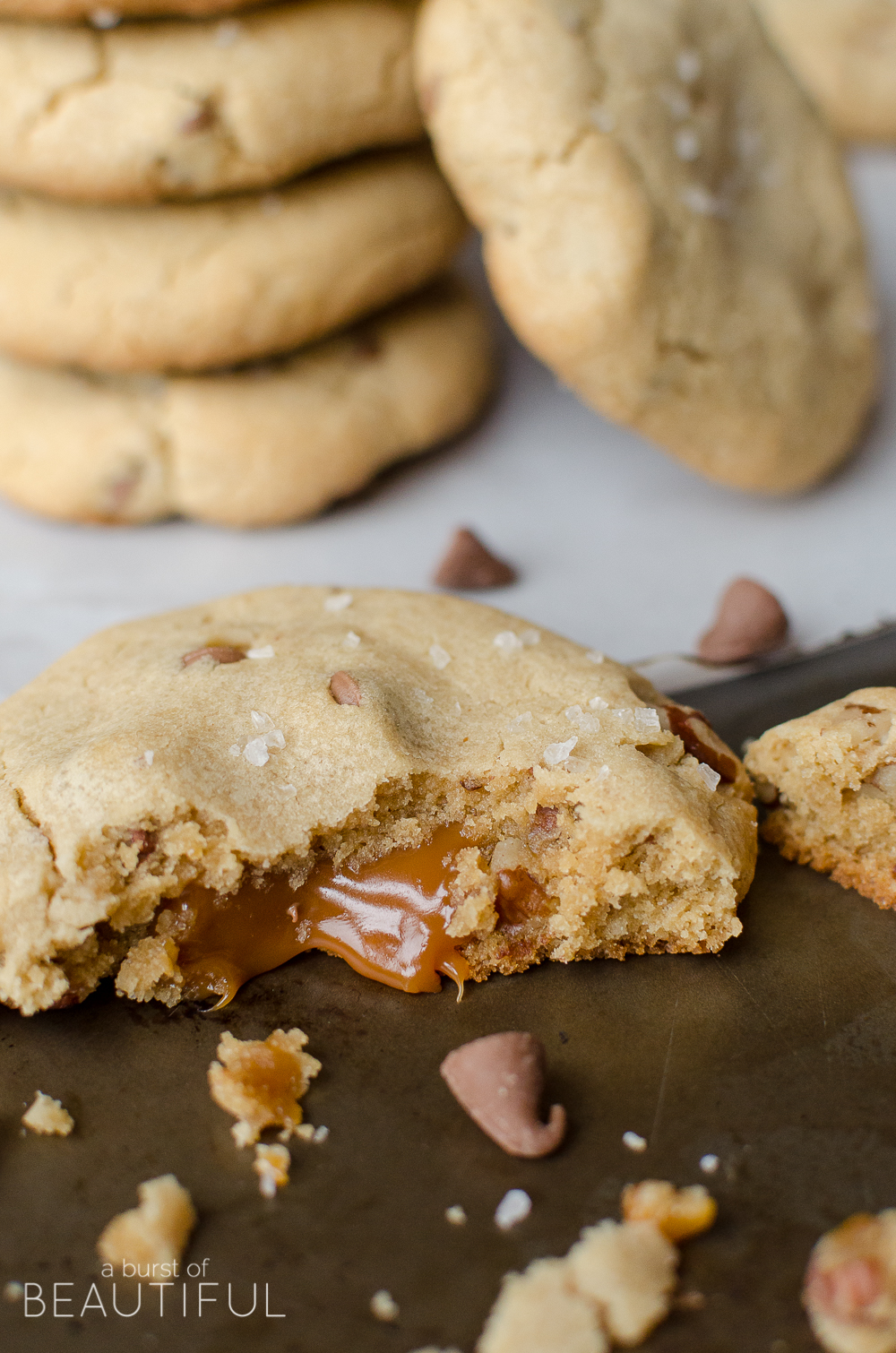 chocolate-chip-cookies-with-caramel-6422